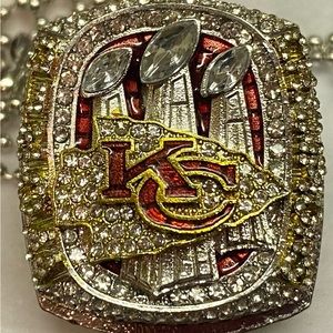 2022-2023 Kansas City Chiefs Super Bowl Ring 2 Piece “MAHOMES”—Nice